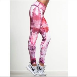 Alo Yoga Leggings
